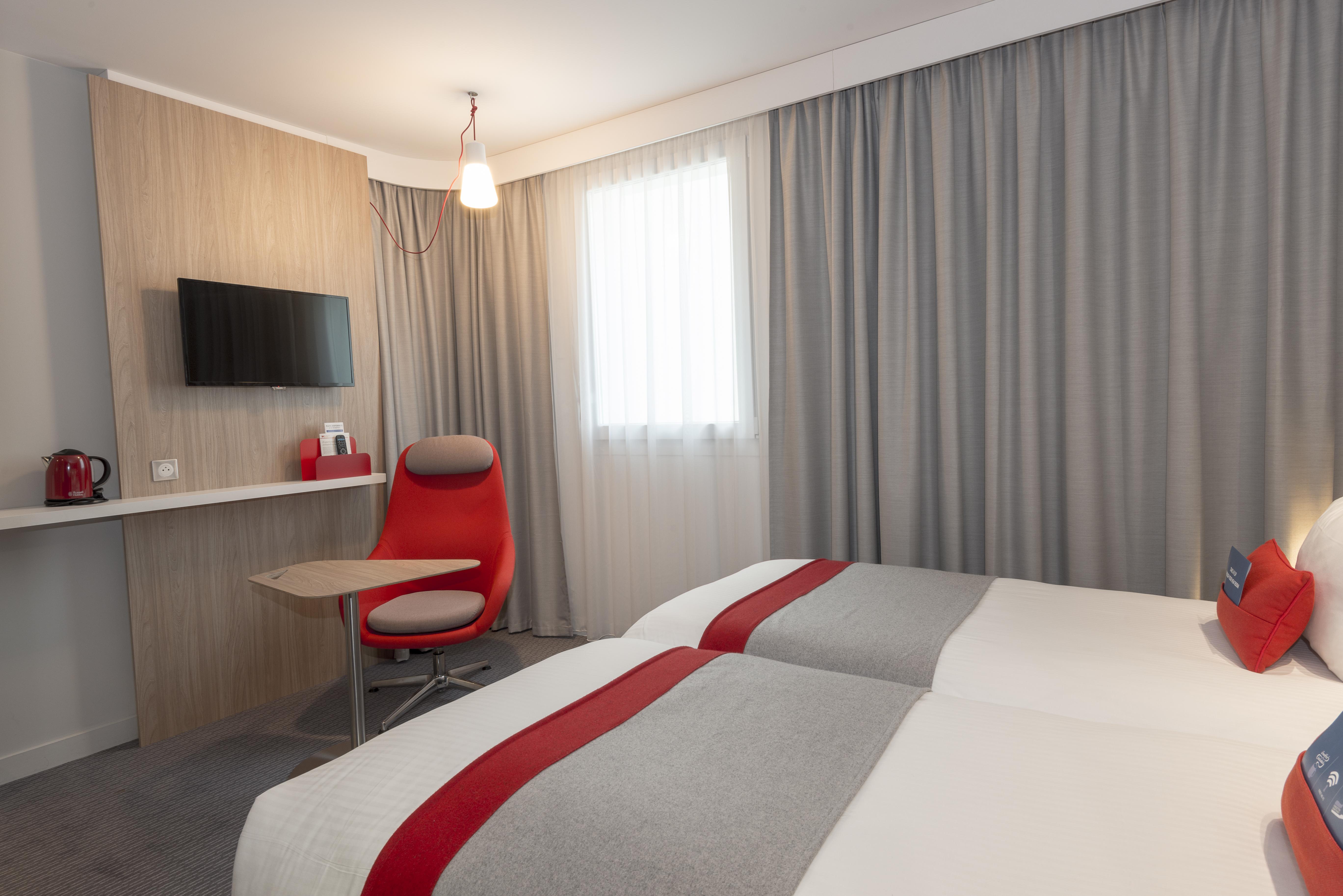 Holiday Inn Express Paris - Velizy By Ihg Exterior foto