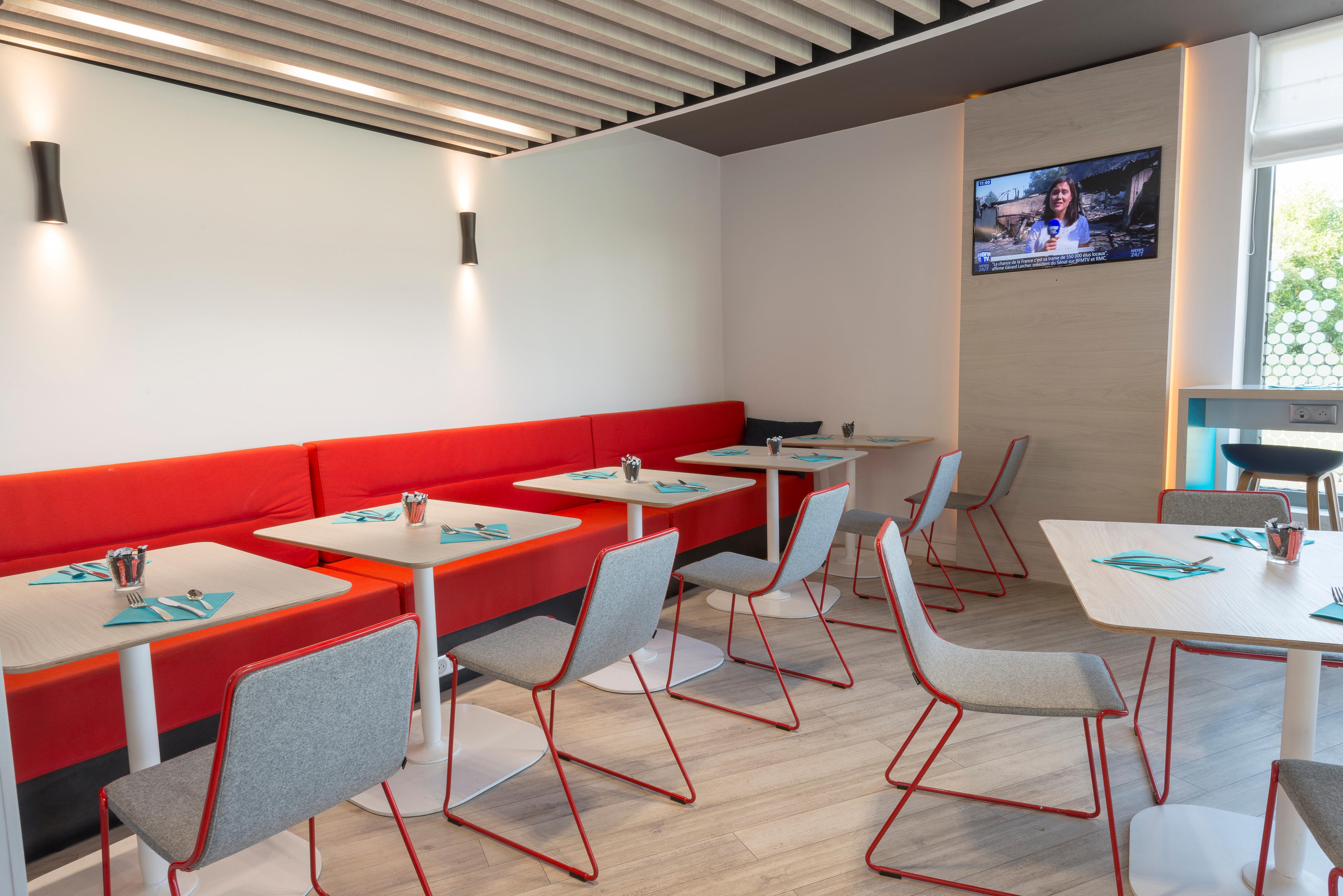 Holiday Inn Express Paris - Velizy By Ihg Exterior foto