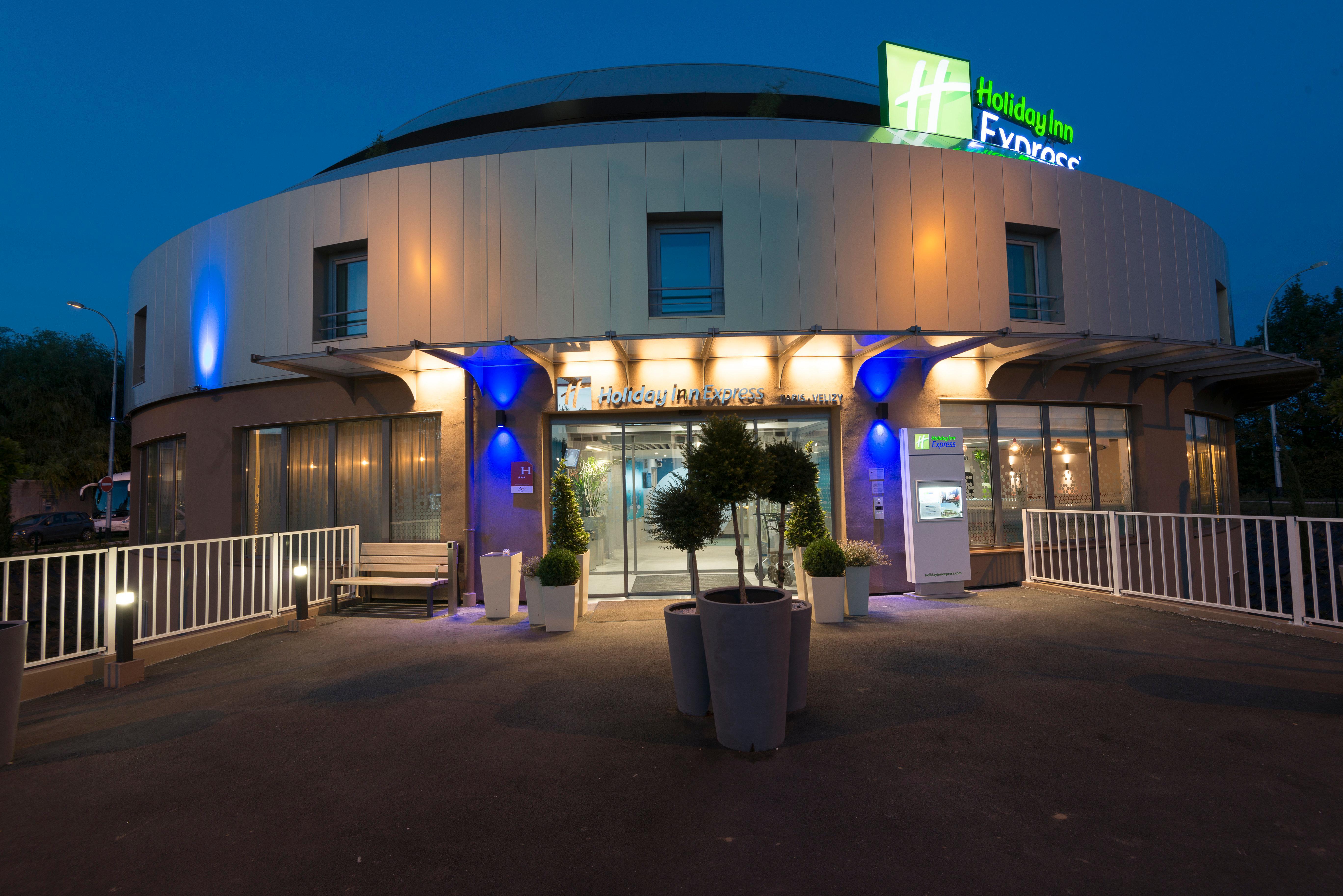 Holiday Inn Express Paris - Velizy By Ihg Exterior foto