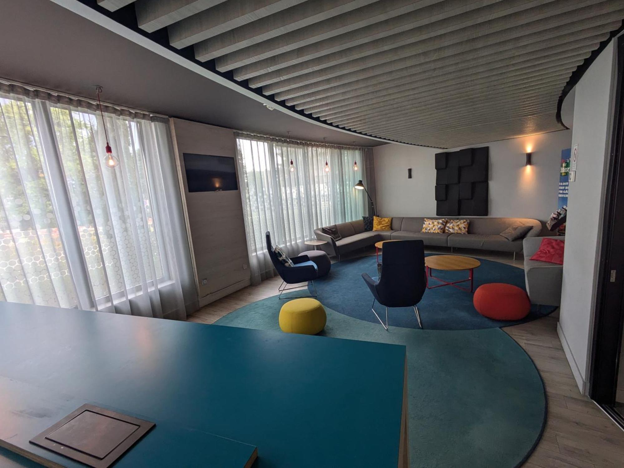 Holiday Inn Express Paris - Velizy By Ihg Exterior foto